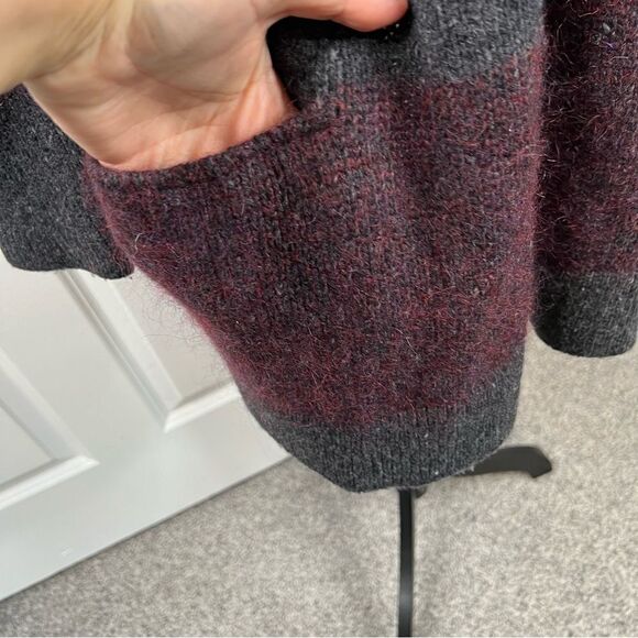 Sz S VINCE Mid-length Gray Burgundy Wool Cashmere Cardigan Sweater $425 MSRP - Picture 7 of 14